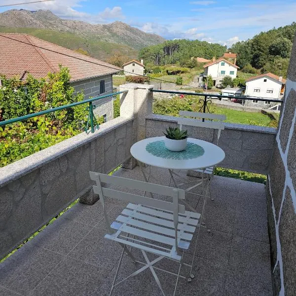 Destro village, hotel di Lindoso