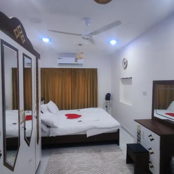 ريف سوق نزوى, hotel v destinaci Nazvá