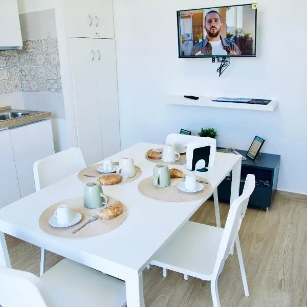 Casa Amare Aeroporto Fiumicino, hotel v destinaci Focene