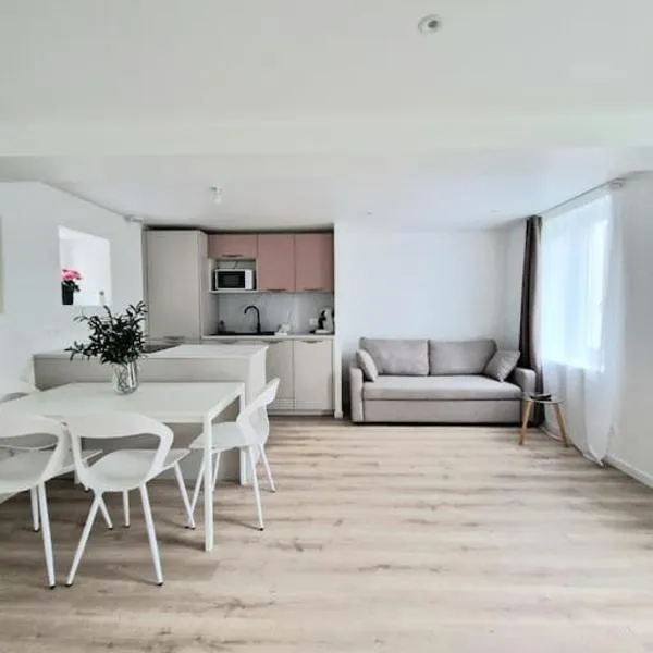 NEW Bel appartement avec jardin، فندق في Puyoô