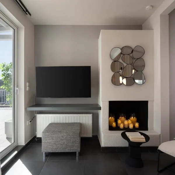 City View Penthouse with Large Terrace, khách sạn ở Athens