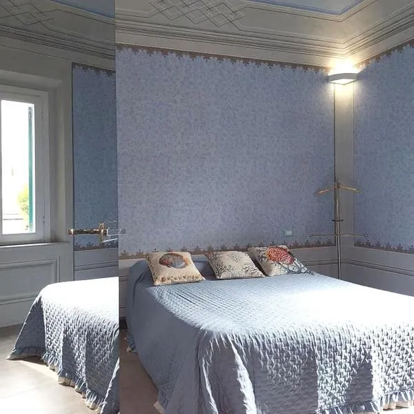 Ampio appartamento di Charme con 2 camere, 2 bagni, terrazza, aria condizionata, in posizione Centralissima, hotel in Cecina
