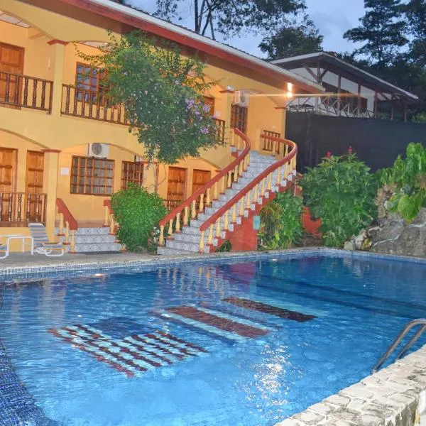 Hotel Tres Banderas, khách sạn ở La Gallega