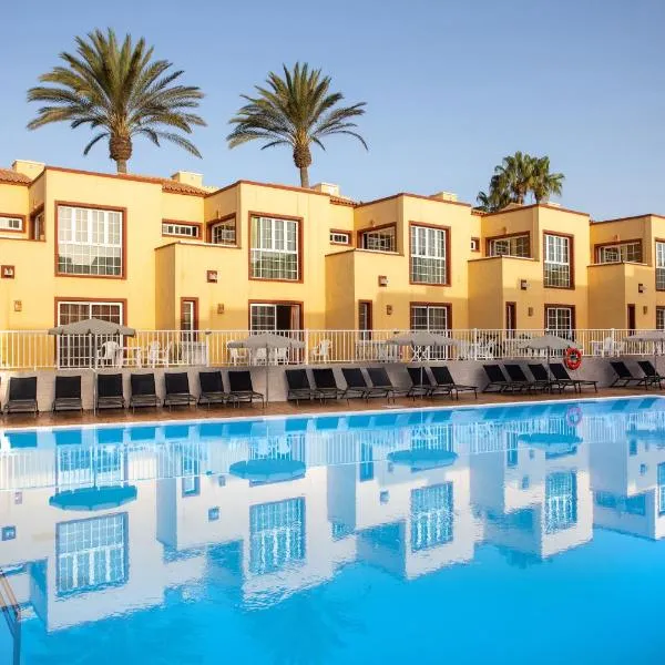 Apartamentos Maxorata Beach, hotel v destinaci Corralejo