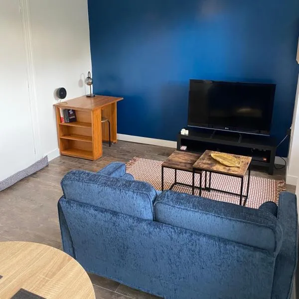 Appartement moderne proche commerces, hotel v destinaci Brest