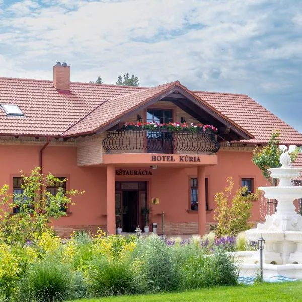 Hotel Kúria Červený Majer, hotel v Senci