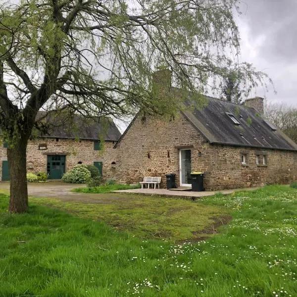 Maison de caractère en Bretagne, hotel in La Pellerine