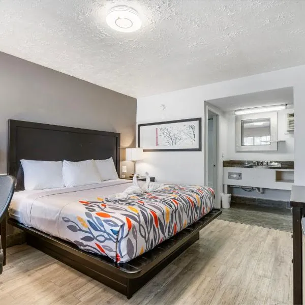 Budgetel Inns & Suites Augusta Downtown 706-945-1238, hotel v destinaci Augusta