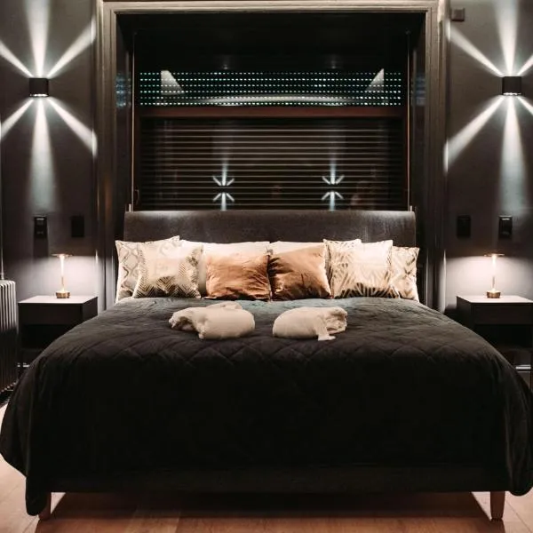 ASTRID Mons, hotell Monsis
