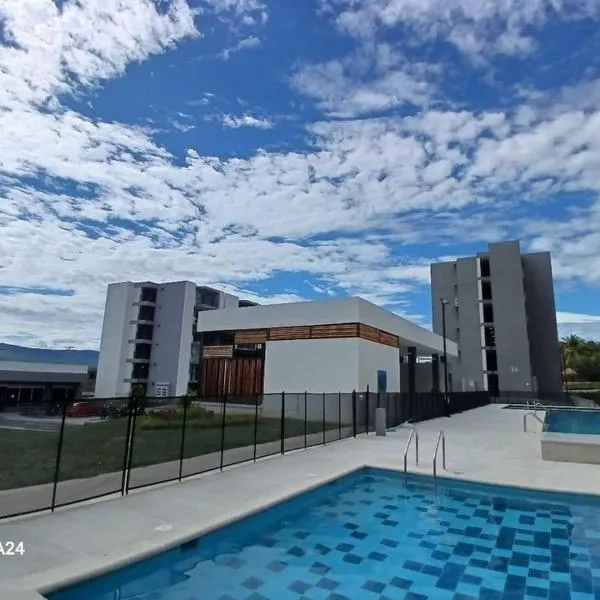 Condominio Bahía Solero Girardot, hotel v destinaci Ricaurte