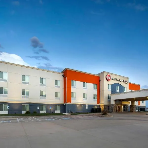 Best Western Plus Pratt, hotel v destinaci Pratt