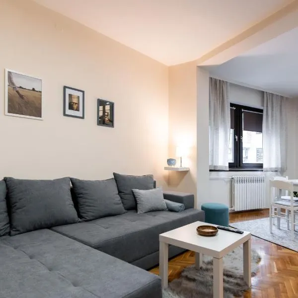 Central Place, hotel in Subotica