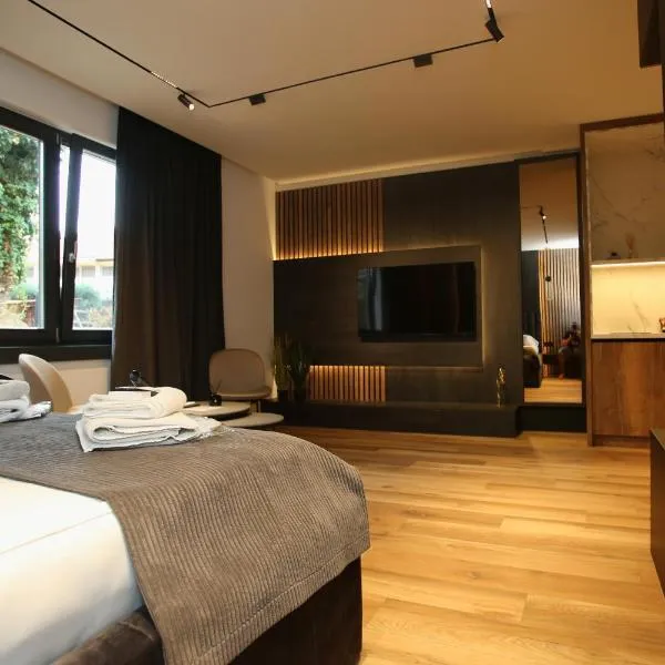 Apartments AMALFI Old Town FREE Parking, hotel v destinaci Sarajevo