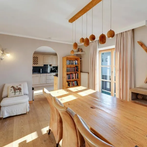 Design Apartment Villa Anna Kitzbühel, hotel in Kitzbühel