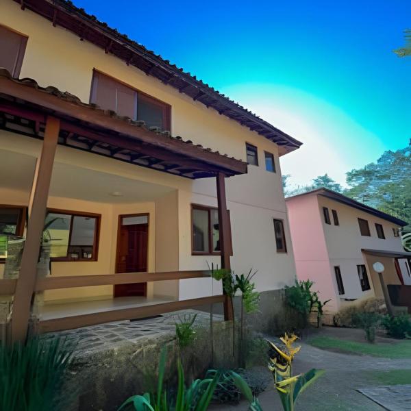 Casa c/ varanda em condomínio perto da praia