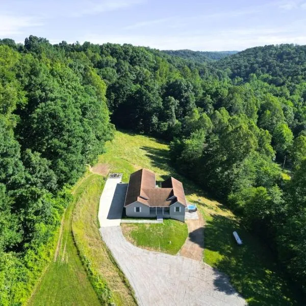 Buck Run - a secluded cabin in Rockbridge, OH, khách sạn ở Rockbridge