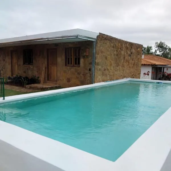 Casita de Piedra, hotel em Atyrá