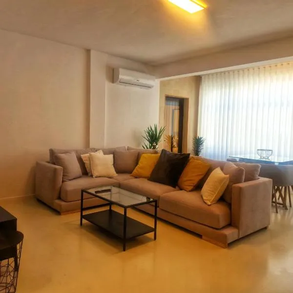 Firstfloorby22, hotel in Matosinhos