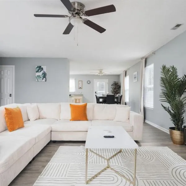 Cozy Home Plainfield Indy, מלון בפליינפילד