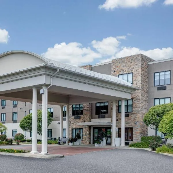 Holiday Inn Express Hotel and Suites Valparaiso by IHG, hotel in Valparaiso