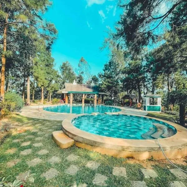 Insta-Worthy Swiss House Staycation Crosswinds Tagaytay, hotel v destinaci Tagaytay