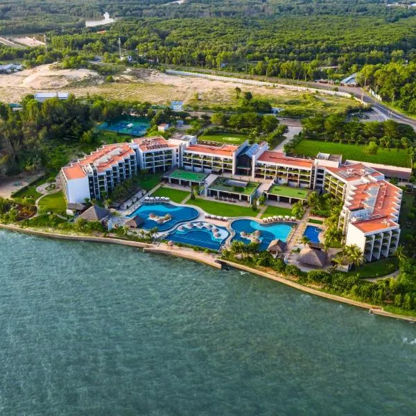 Vietsovpetro Ho Tram Beach Resort & Spa, hotel v destinaci Ho Tram
