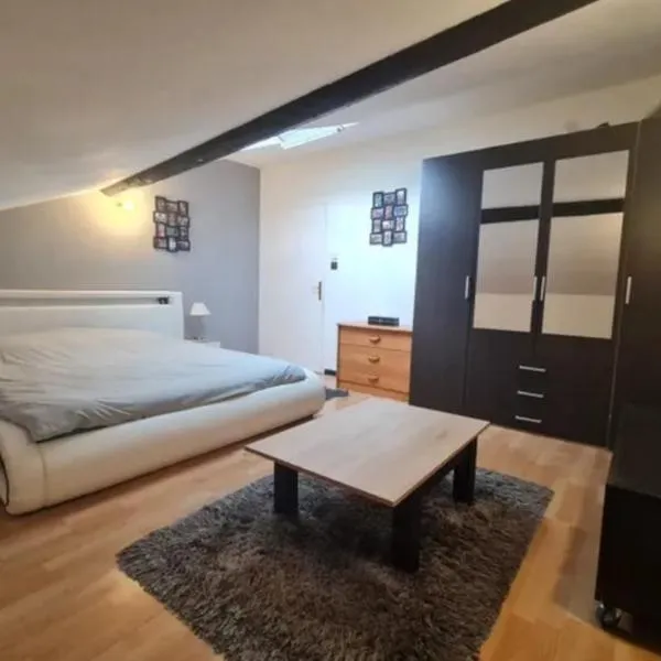 Appartement dans une résidence privée, hotel v destinaci Asnières-sur-Seine