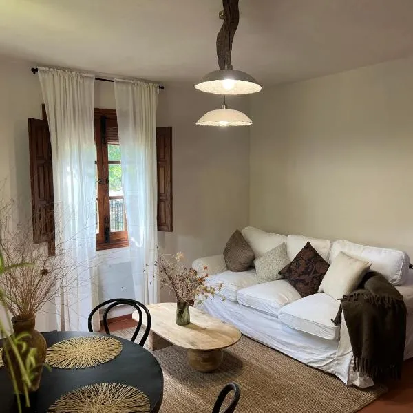 Mevak Home Alpujarra, hotel in Pórtugos