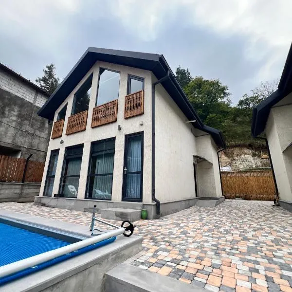 Two Dilijan, hotel v destinaci Dilidžan