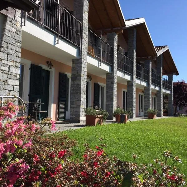 Garni Viggiona, hotel v destinaci Trarego