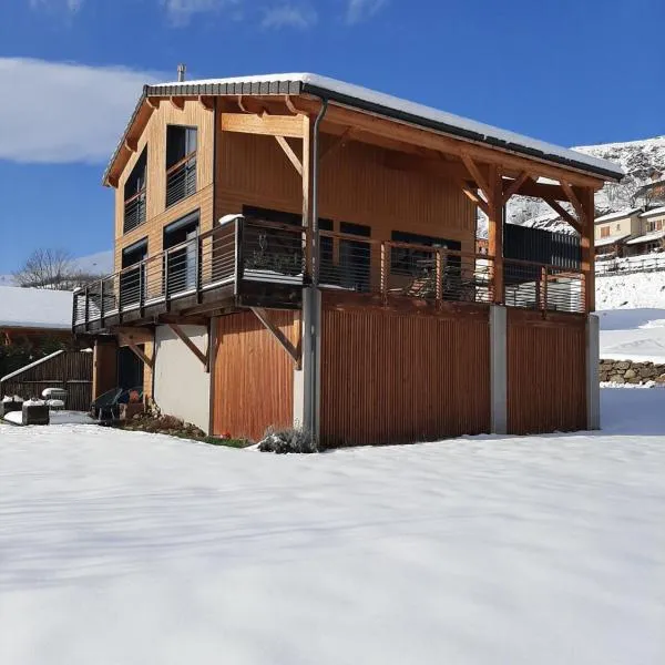 CHALET la VEILLA, hotell sihtkohas Ax-les-Thermes