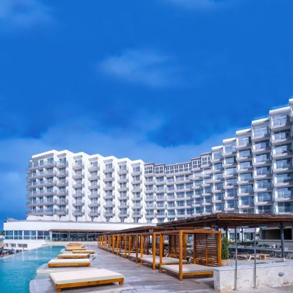Cádiz Bahía by QHotels, hotel v destinaci Cádiz
