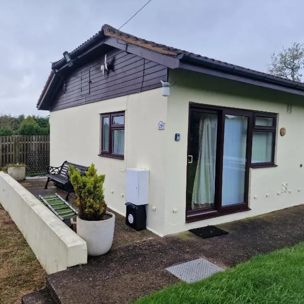 Stoneleigh Chalet 29, hotel v destinaci Salcombe Regis