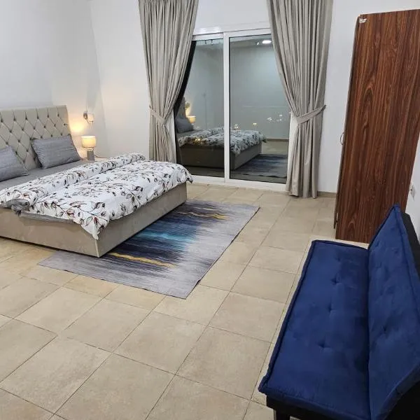 Lavish Private Rooms, hotel in Sharjah