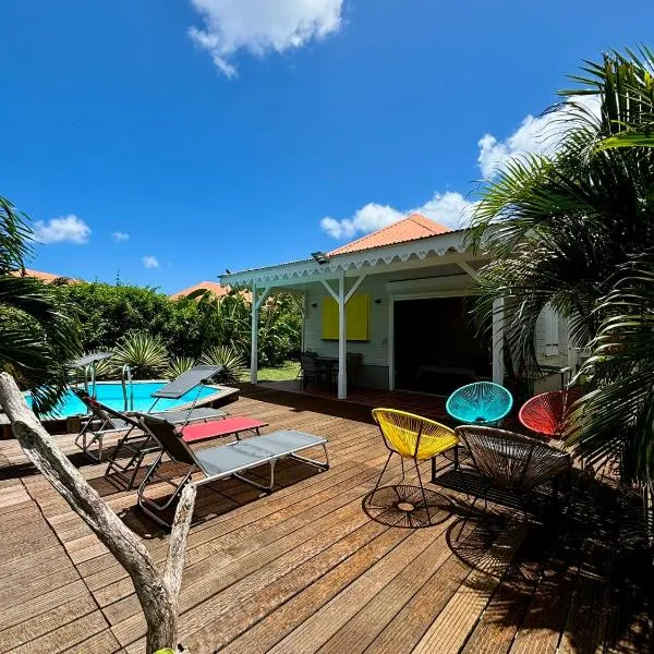 Villa Piscine - Maracudja, hotel in Les Anses-dʼArlets