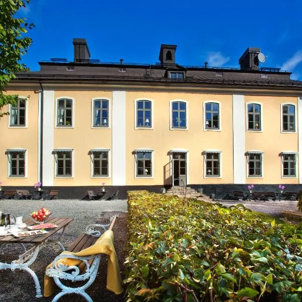 Åkeshofs Slott, hotel v destinácii Vårby