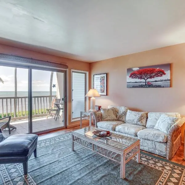 Kaunakakai Condo with Private Lanai and Ocean Views!, hotel in Kaunakakai