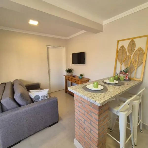 Acolhedor ao lado de Vinícola e Centro, hotel in Espirito Santo Do Pinhal