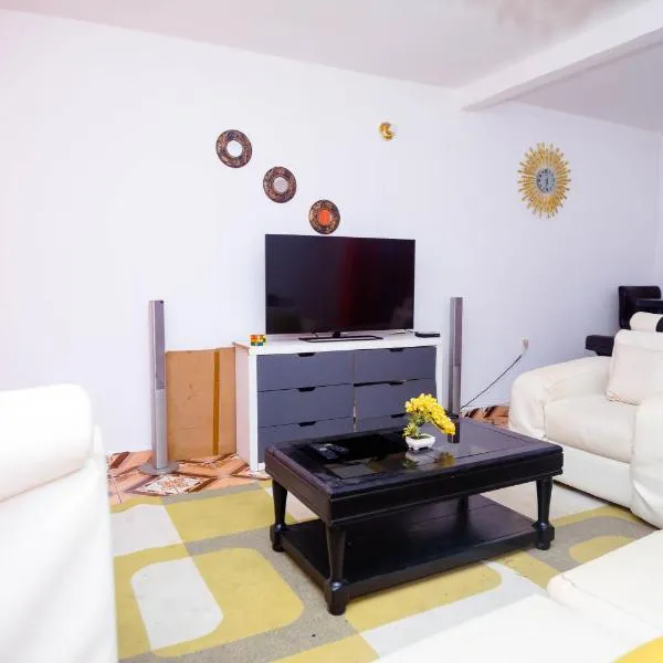 Crystal Home, hotel v destinaci Douala