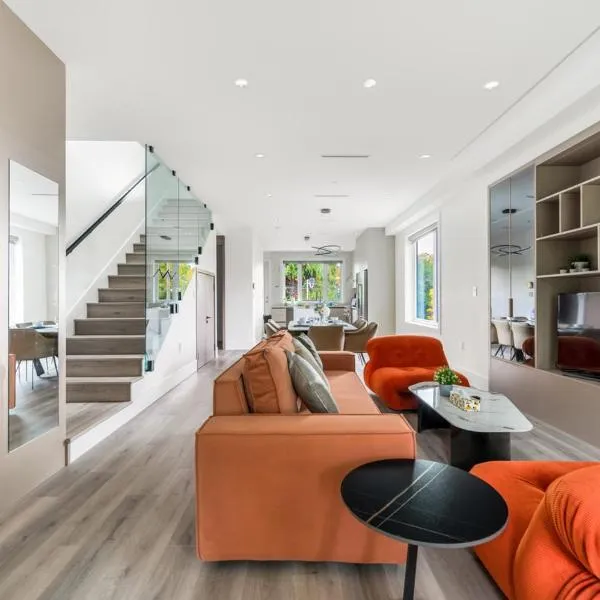 Charming and Modern Retreat in Vancouver Trendy 42nd Avenue Neighbourhood, hotel v destinaci Vancouver
