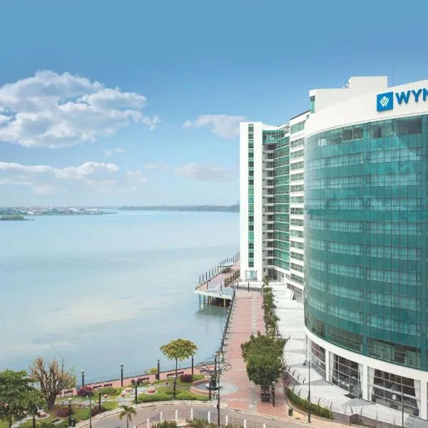 Wyndham Guayaquil, Puerto Santa Ana、グアヤキルのホテル