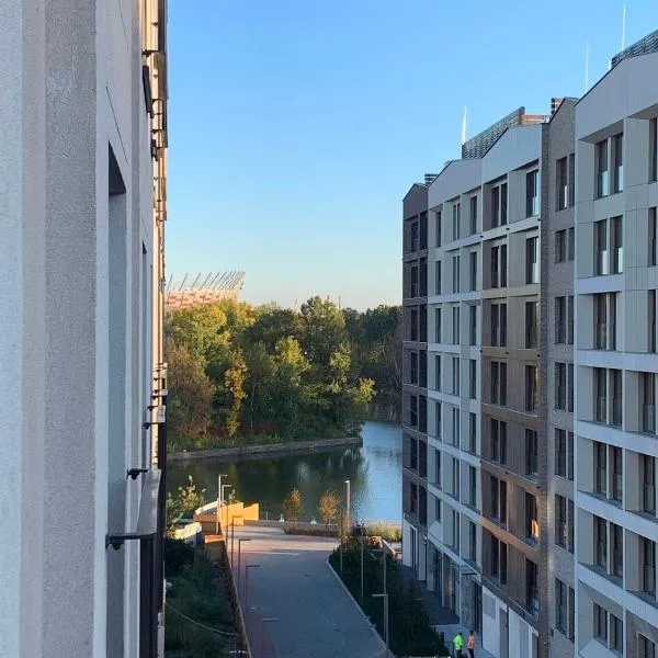 Perfect Location - Modern Riverside Apartment, hotel di Warsaw