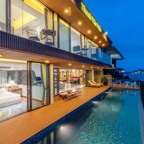 Anh Nguyen Oceanfront Luxury Villas Nha Trang, khách sạn ở Nha Trang