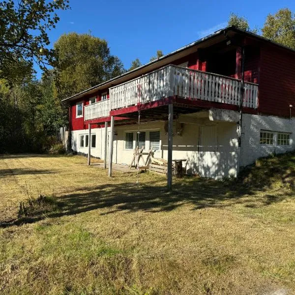 beautiful apartment in nature, hotel in Oldervik