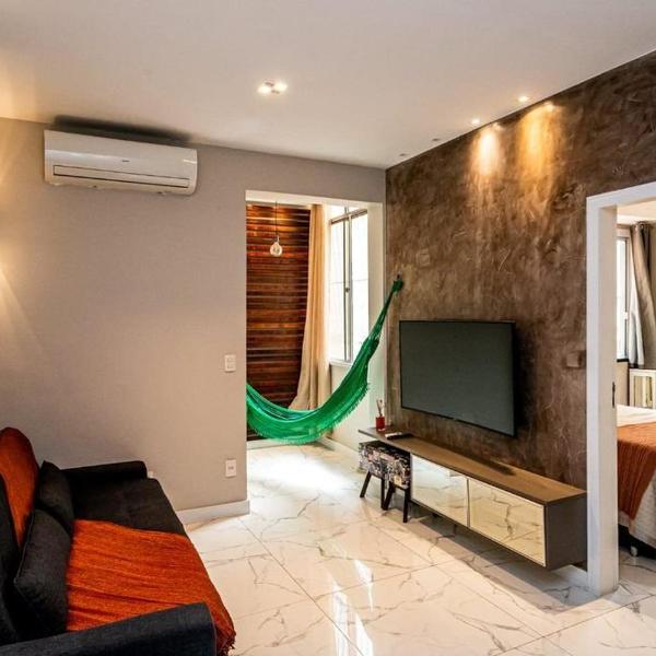 Apartamento Moderno na Quadra da Praia de Copacabana