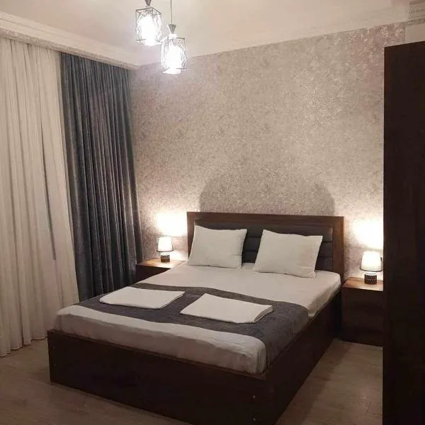 Guest house Glicinia, hotel i Tsqaltubo