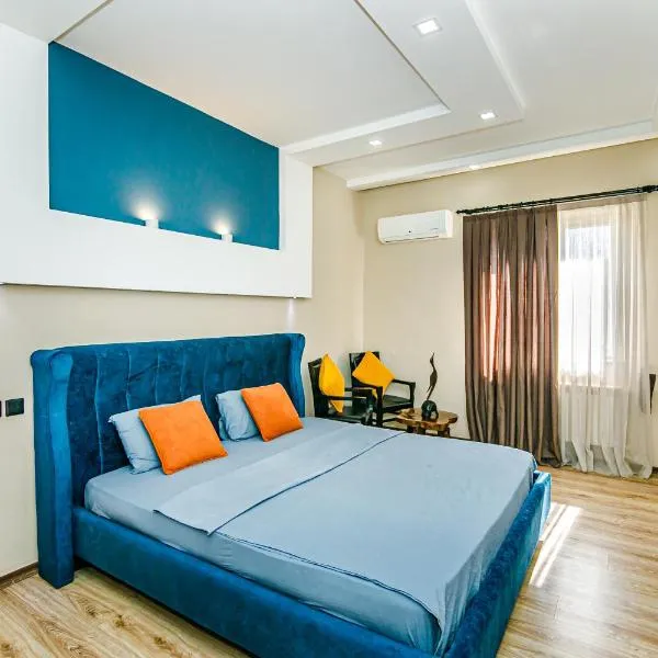 Little Gem in the Old City - One Bedroom, hotel in Baku