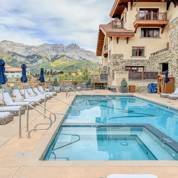 Forbes 5 Star Luxury Hotel - 1 Br Ski-in Ski-out Residence in Mountain Village Colorado, hotel v destinaci Telluride