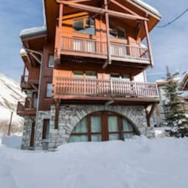 Chalet Ancolie 2e Appartement cosy dans un chalet, ξενοδοχείο στη Val dʼIsère