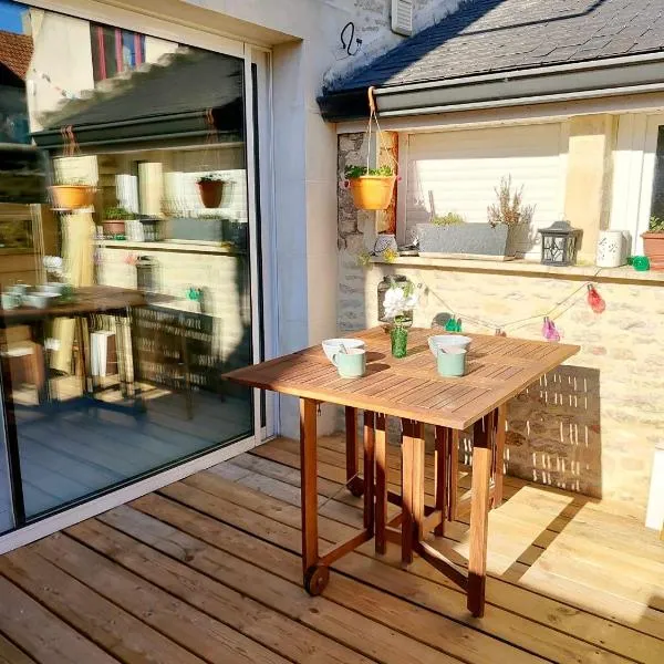 Maison près de la mer , les plages du débarquement, hotel v destinácii Courseulles-sur-Mer